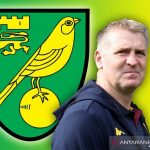 Dean Smith ditunjuk sebagai pelatih kepala baru Norwich City untuk mengarungi sisa musim Liga Inggris 2021/22. ANTARA/Gilang Galiartha.
