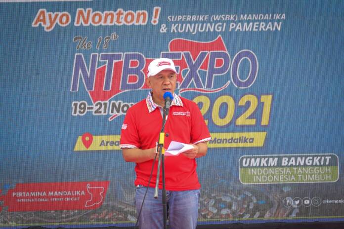 MenKopUKM Teten Masduki dalam NTB Expo 2021. (KemenKopUKM)