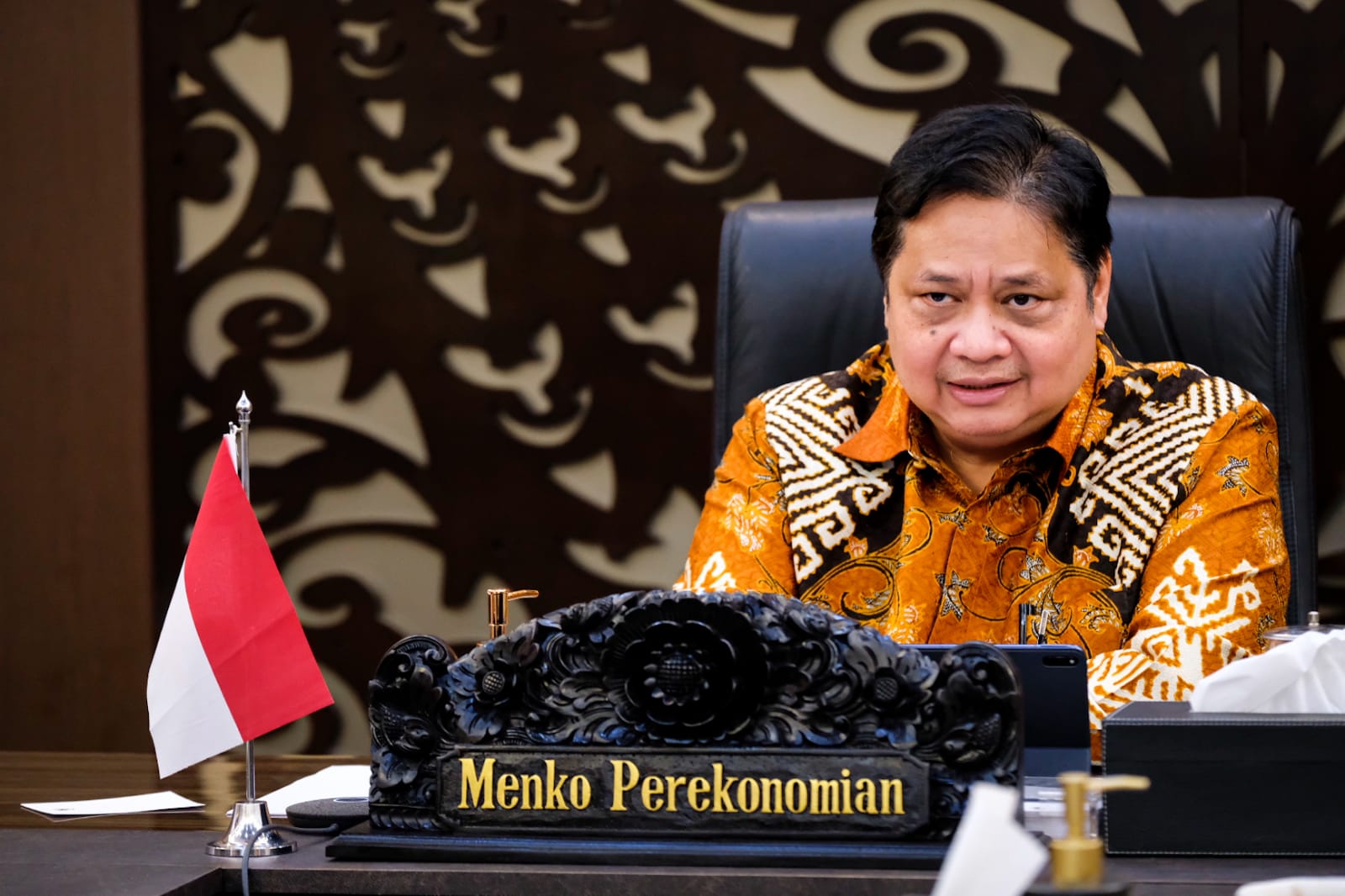 Menteri Koordinator Bidang Perekonomian Airlangga Hartarto ketika menghadiri acara peluncuran penelitian PT Grab Teknologi Indonesia