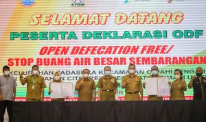 Situasi kegiatan deklarasi ODF pada Kelurahan Padasuka dan Citereup di Cimahi Technopark, Senin (8/11). (Intan Aida/Jabar Ekspres)