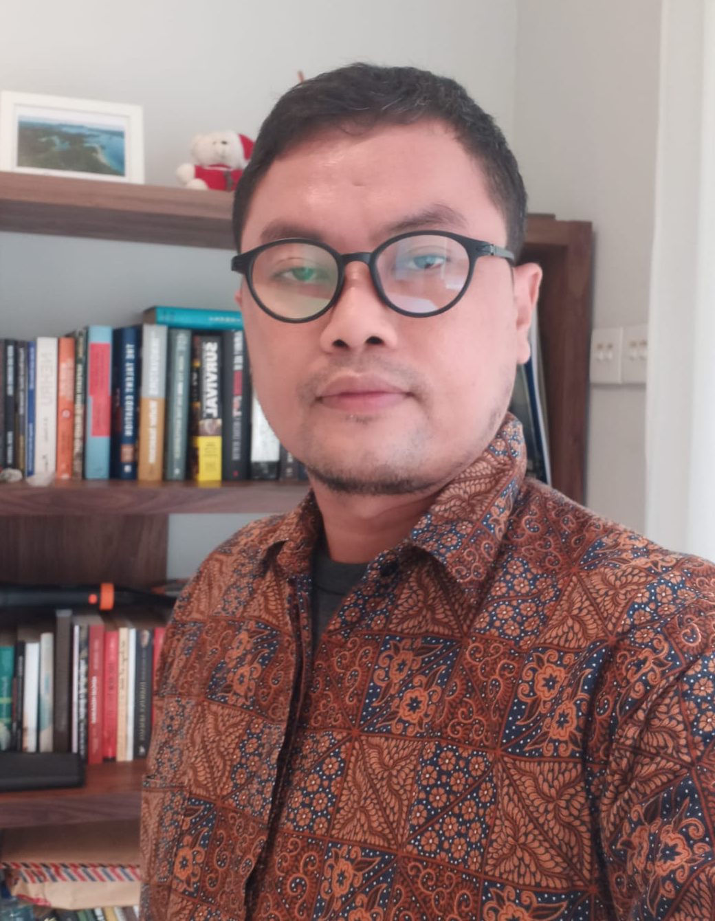 Eko Sri Raharjo Kandidat Doktoral Ilmu Politik Universitas Indonesia Peneliti Politik dan Kebijakan Publik Mandala Research Institute