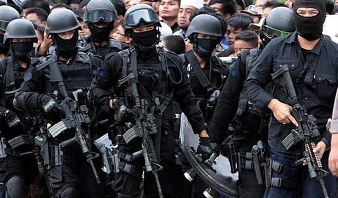 Densus 88 Berhasil Menangkap 7 Teroris yang Tersebar di Wilayah Jabar
