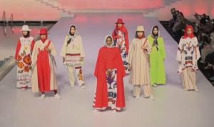 Busana rancangan Hannie Hananto di Embracing Jakarta Muslim Fashion Week 2021 (ANTARA/tangkapan layar)