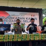 Direktorat Tindak Pidana Narkoba Bareskrim Polri ungkap peredaran gelap narkoba jaringan Malaysia-Indonesia, Kamis (23/12/2021). (ANTARA/Laily Rahmawaty)