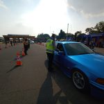 PPKM LEVEL 3: Petugas gabungan dari Polrestabes Bandung dan Pemkot Bandung, saat memeriksa dokumen perjalanan terhadap kendaraan yang menjual Kota Bandung. (Sandi Nugraha/Jabar Ekspres)