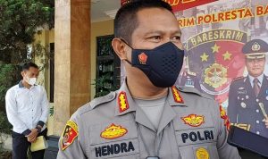 Kapolresta Bandung Kombes Pol Hendra Kurniawan memberikan perhatian serius dan akan menangkap pelaku penabrak kecelakaan Nagreg. (Foto:Yully/Jabarekspres.com)