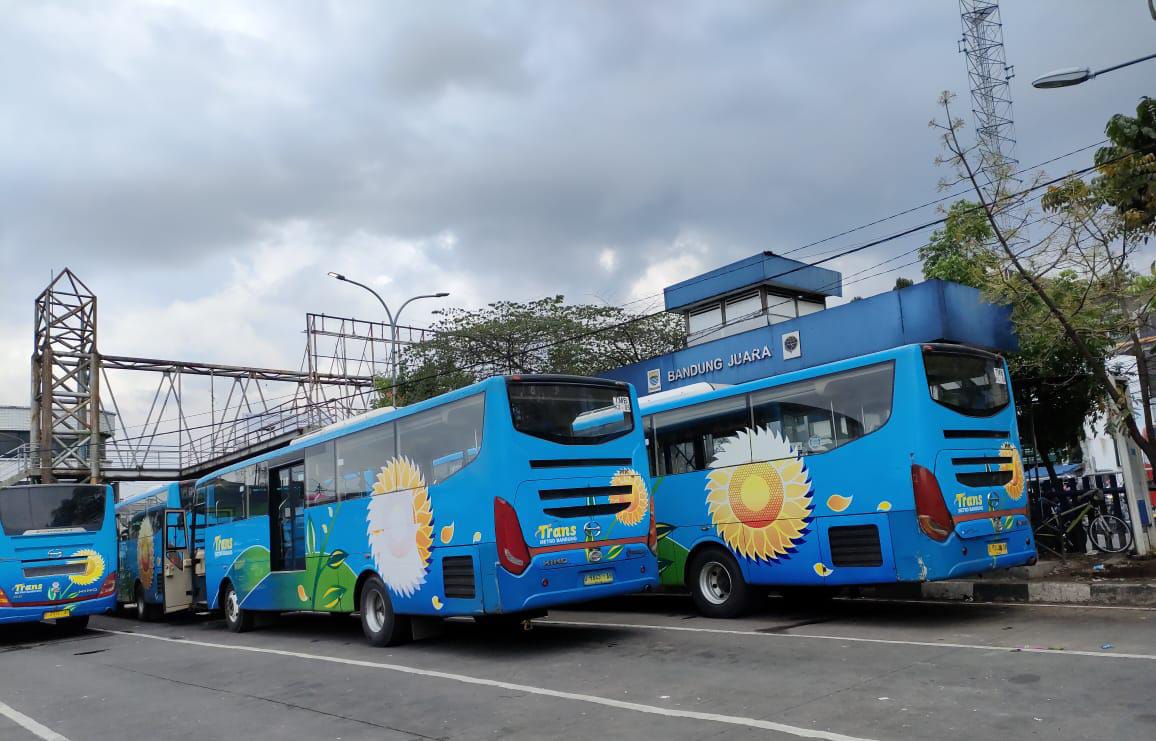 ilustrasi bus sedang terparkir di terminal. (Foto: Dishub Kota Bandung)