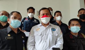 Kepala BNN Kota Bandung, AKBP Deni Yus Danial (tengah). Kamis (16/12). Foto. Sandi Nugraha