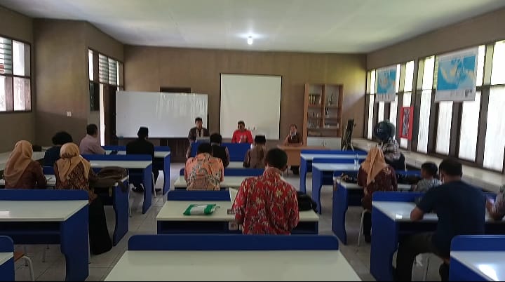 SMPN 1 Cipongkor Lakukan Evaluasi Semester Ganjil, Begini Tanggapan Para Guru