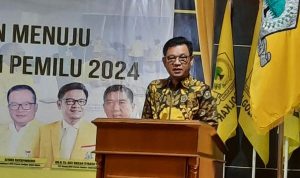 Plt Ketua DPD Partai Golkar Provinsi Jawa Barat, Ace Hasan Syadzily. Menanggapi soal pengenalan Airlangga Hartarto kepada masyarakat.
