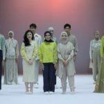 Trend busana 2022 dari label Kami, meluncurkan produk smart casual dengan warna-warna netral. (foto Istimewa)