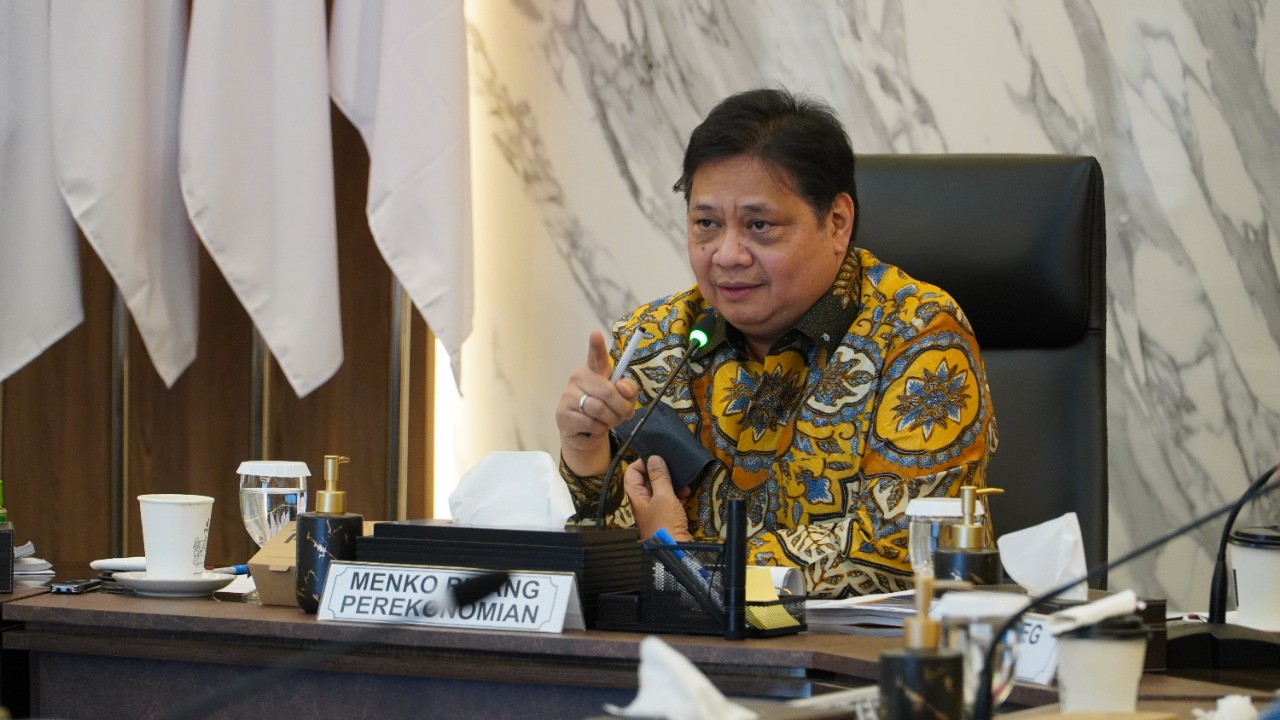 Menteri Koordinator Bidang Perekonomian Airlangga Hartarto, saat mengatakan Surplus Neraca Perdagangan Kembali Cetak Rekor Tertinggi dalam 15 Tahun Terakhir, pada senin (17/01).