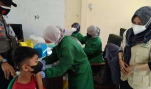 Pelaksanaan vaksinasi di wilayah Kecamatan Tanjungsari, Kabupaten Sumedang. *Istimewa