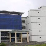 Gedung Pemda II Karawang dibiarkan tidak terawat karena tidak memiliki anggaran pemeliharaan