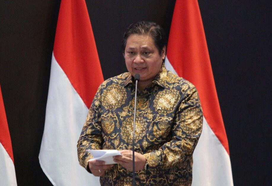 Ketua Umum Partai Golkar Airlangga Hartarto mampu bersaing bersma Prabowo dan AHY dalam survei Indikator Politik Indonesia