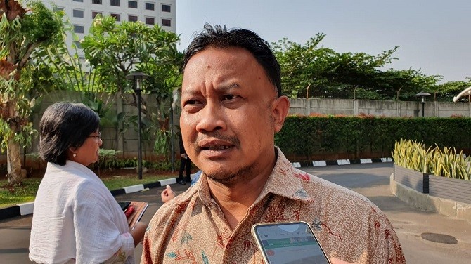 Komisioner Komnas HAM Choirul Anam mengatakan, pemeriksaan terhadap Terbit Rencana membutuhkan kerjasama dari KPK. Karena, Terbit Rencana sedang menjalani masa penahanan terkait kasus dugaan suap pengadaan barang dan jasa. (Ridwan/JawaPos.com)