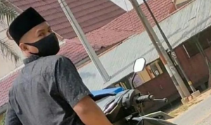 Viral Pria Berpeci Kepergok Onani di Pinggir Jalan, Diteriaki Langsung Kabur