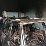 Kondisi mobil milik Endang Abdul Qadir yang tiba-tiba terbakar. (radartasik)