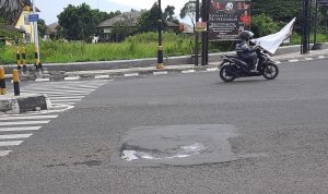 Tambalan Jalan di Kabupaten Bandung Dikeluhkan Warga