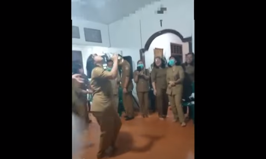 Viral Video PNS Wanita Berpesta Sambil Minum Miras