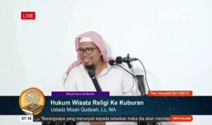 Tangkapan layar video ceramah Ustaz Mizan Qudsiah yang tengah viral di Surabaya Mengaji. (screenshot surabaya mengaji)