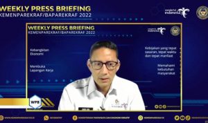 Tangkapan layar Menteri Pariwisata dan Ekonomi Kreatif Sandiaga Uno dalam keterangan Weekly Press Briefing, Jakarta, Senin (31/1/2022). ANTARA/M. Baqir Idrus Alatas