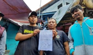 Mogok Massal Pedagang Tahu Tempe di Pasar Cikurubuk Diduga Disabotase oleh Surat Edaran Palsu. Akibat surat palsu pedagang tetap berjualan