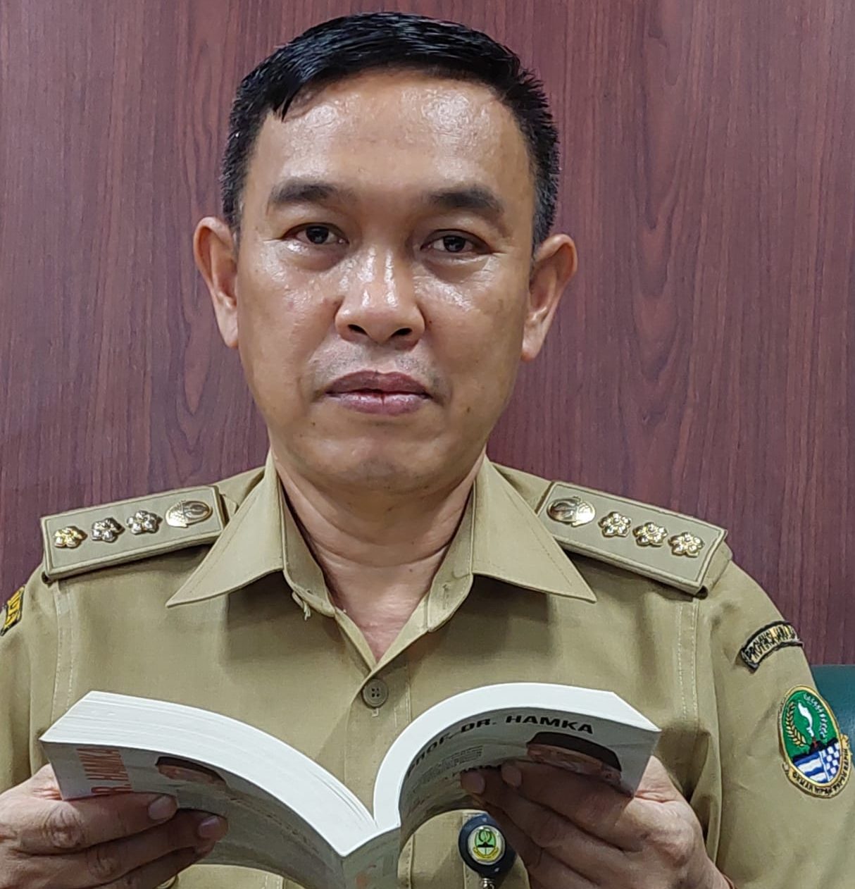 Ateng Kusnandar Adisaputra. Masa Kerja Organisasi. Manajemen Pegawai Negeri Sipil (PNS) adalah pengelolaan PNS untuk menghasilkan PNS yang profesional,