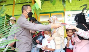Tingkatkan Herd Immunity Anak, Jokowi Pimpin Gelar Vaksin Serentak