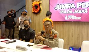 Konferensi pers Polda jaba, kasus pembacokan Kiai di Indramayu. Kamis (10/3). Foto. Sandi Nugraha