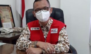 Ketua PMI Kota Depok Dudi Mi’raz yang menyebut saat ini pihaknya sedang membutuhkan kesukarelaan warga untuk mendonorkan darahnya menimbang stok darah yang terus menipis.