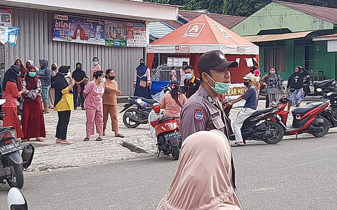 Lokasi kejadian, saat seorang ibu meninggal karena antre minyak goreng. (Foto : Polres Berau)