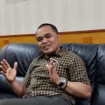 Ketua DPD Golkar Kabupaten Bandung Sugianto mengatakan, partai Golkar terbuka untuk siapapun yang mau bergabung.