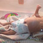 Sosok bayi Laki-laki ditemukan tergeletak sambil menangis didalam sebuah masjid di Desa Nanjung Mekar, Kecamatan Rancaekek,