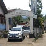 Kantor Desa Sindang Galih, Kecamatan Cimanggung, Kabupaten Sumedang salah satu wilayah dimana PT Duta Family Trieutama mengambil air secara ilegal.