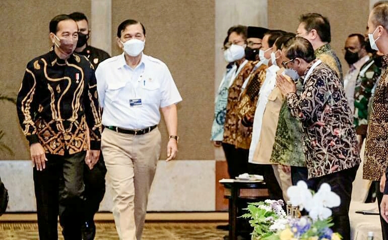 Luhut Puji Jokowi: Indonesia Beruntung Punya Presiden Seperti Ini