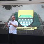 Plt Wali Kota Bandung Yana Mulyana saat memberikan sambutan dalam acara Peresmian Gedung Gelanggang Generasi Muda (GGM) Kota Bandung, Rabu (23/3). (Arvi Resvanty)