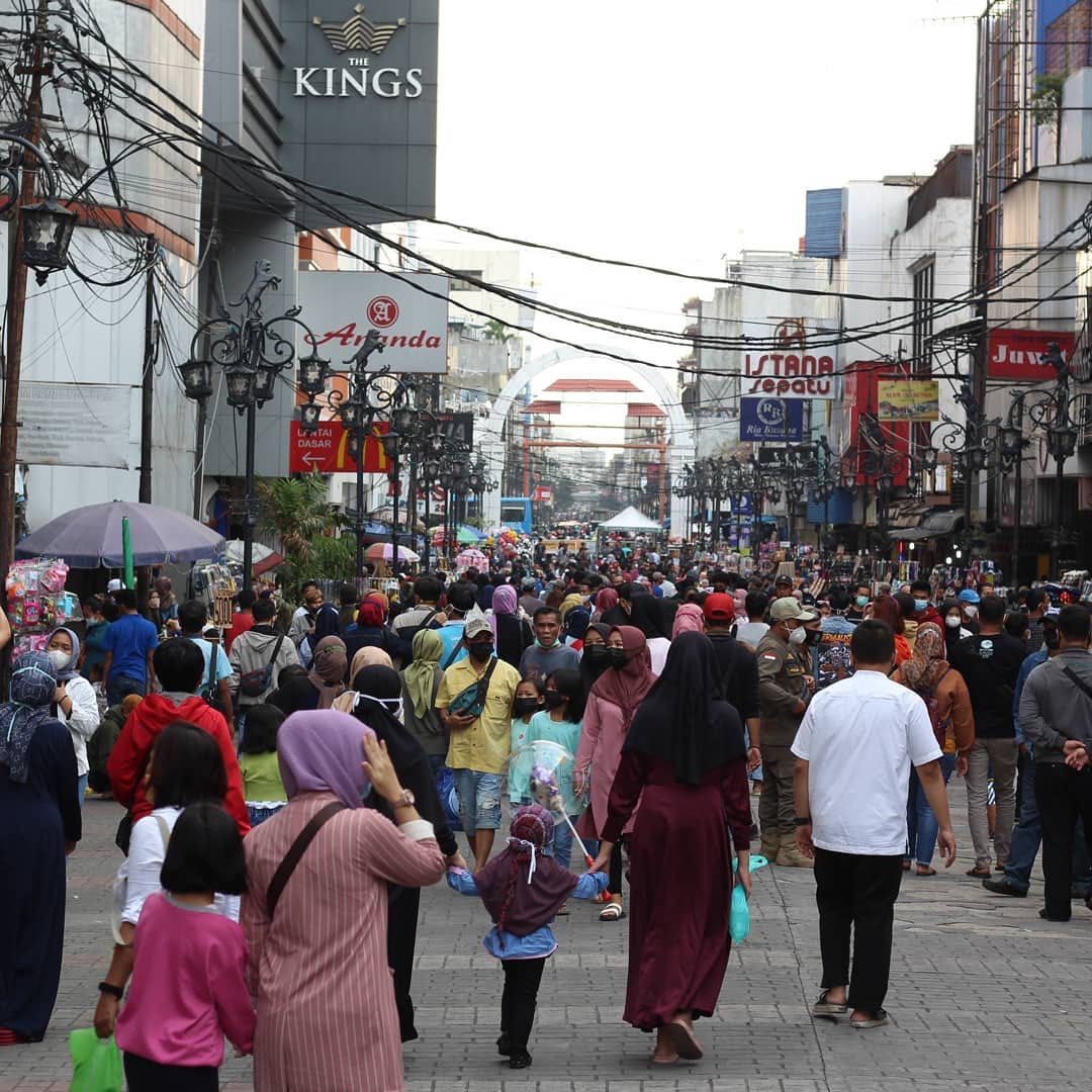 Aktivis masyarakat Kota Bandung saat Pandemi Covid-19. Foton Sandi Nugraha.