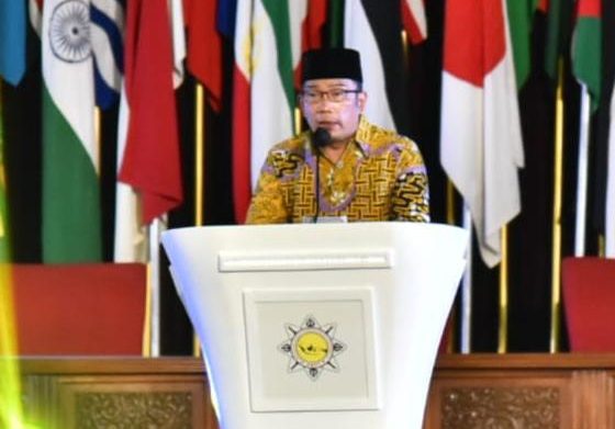 Gubenur Jawa Barat ketika menghadiri acara Munas AMPI di Gedung Merdeka Kota Bandung