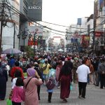 Mobilitas warga Masyarakat Kota Bandung pada saat Pandemi Covid-19. (Foto : Sandi Nugraha