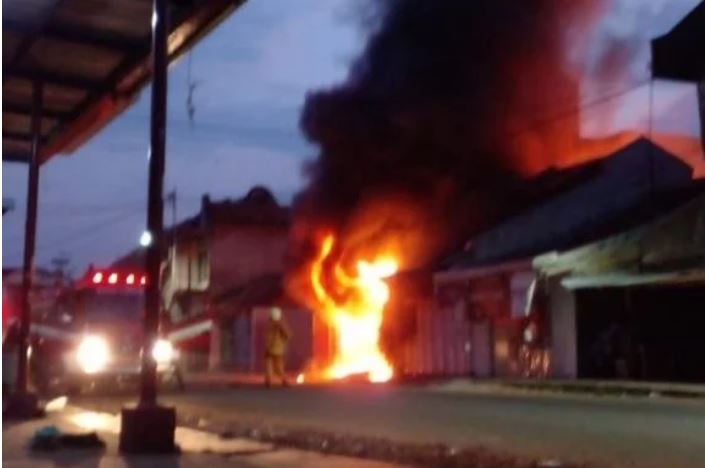 Ilustrasi Kebakaran Ruko di Bekasi