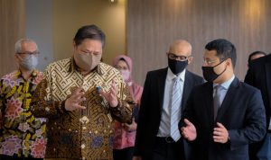 Pertemuan Menko Airlangga Hartarto dengan Menteri Lee Singapura