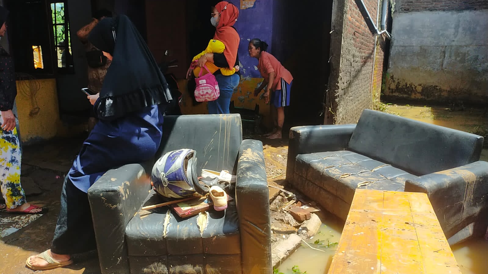Salah satu Rumah warga yang terendam akiban Banjir di Desa Nanjung Mekar, Kecamatan Rancaekek