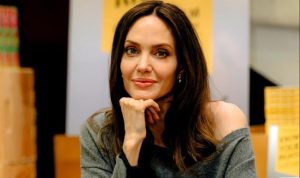 Angelina Jolie Angkat Bicara Terkait Perang Ukraina dan Rusia