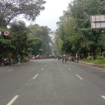 Penutupan jalan di sepanjang Jl. Diponegoro Kota Bandung, Senin (11/4). Foto. Sandi Nugraha