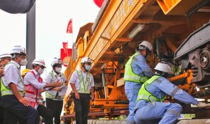), Progres pembangunan Kereta Cepat Bandung-Jakarta (KCJB) sudah capai 82 persen.