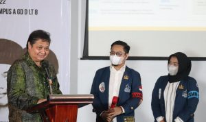 Airlangga Hartarto menyebut mahasiswa Trisakti bisa meneladani empat mahasiswa yang meninggal memperjuangkan Reformasi ’98.