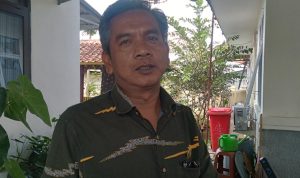 Ketua Fralsi Gerindra, Anggota Komisi I DPRD Kabupaten Sumedang, M Endang Sirojudin di Kecamatan Cimanggung, Kabupaten Sumedang. (Jabar Ekspres)