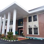 Persidangan kasus dugaan penyekapan terhadap Atet Handiyana Juliandri Sihombing oleh anggota TNI, Lettu Chb HS, sekaligus mengungkap penggelapan uang PT Indocertes