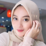 Potret Nabilah eks JKT48 mengenakan hijab